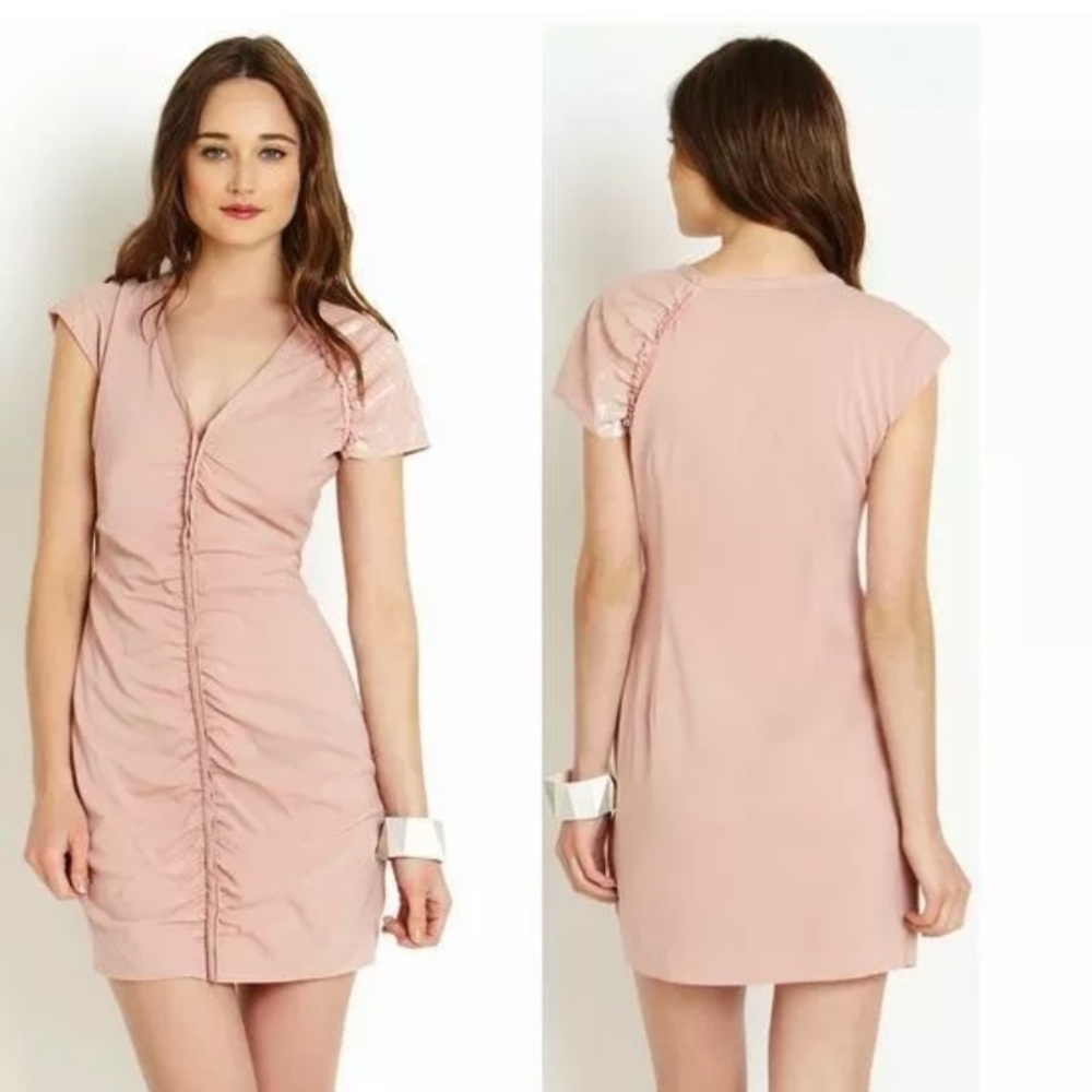 Brand new dress size 0! No damage!